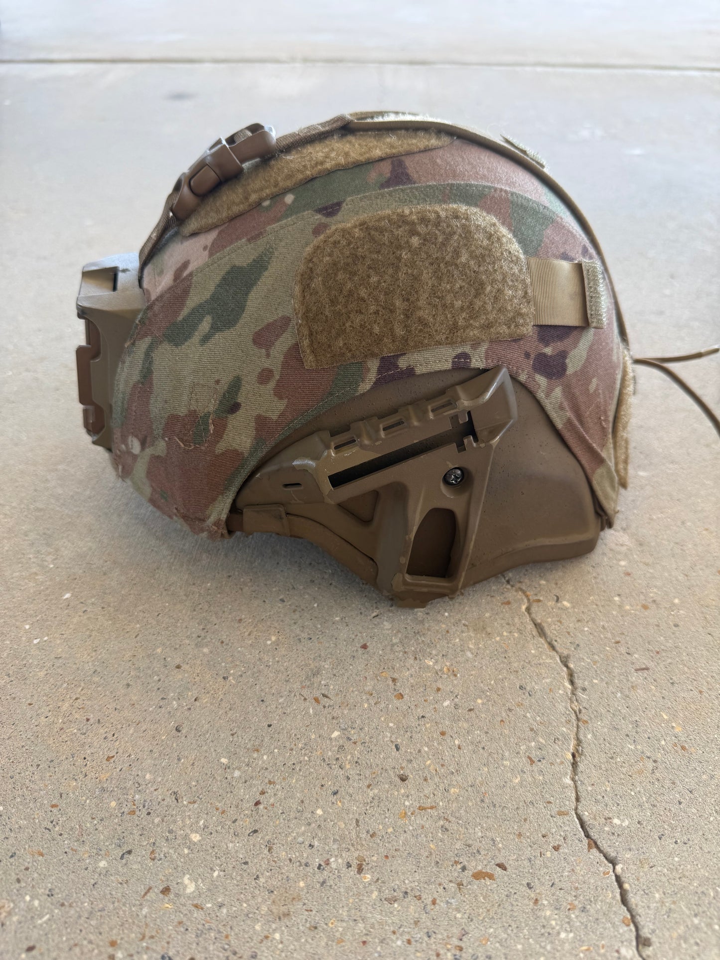 IHPS Helmet Size Small PRE-OWNED.