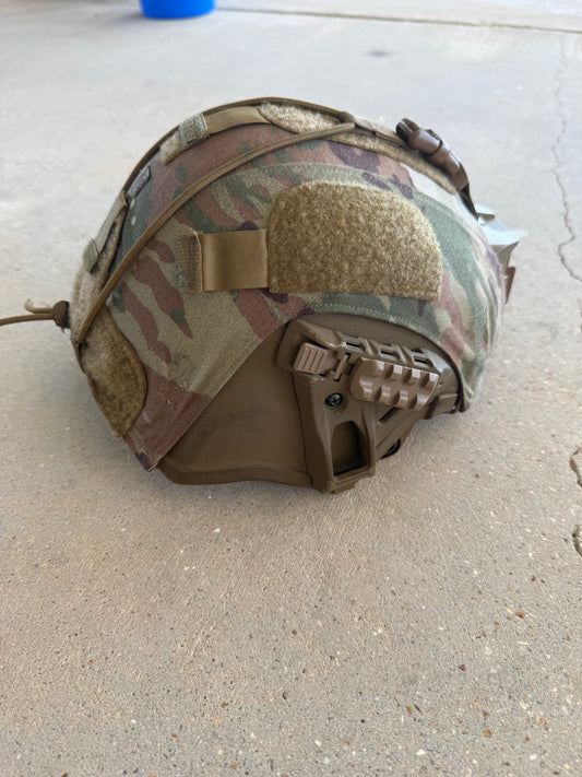 IHPS Helmet Size Small PRE-OWNED.